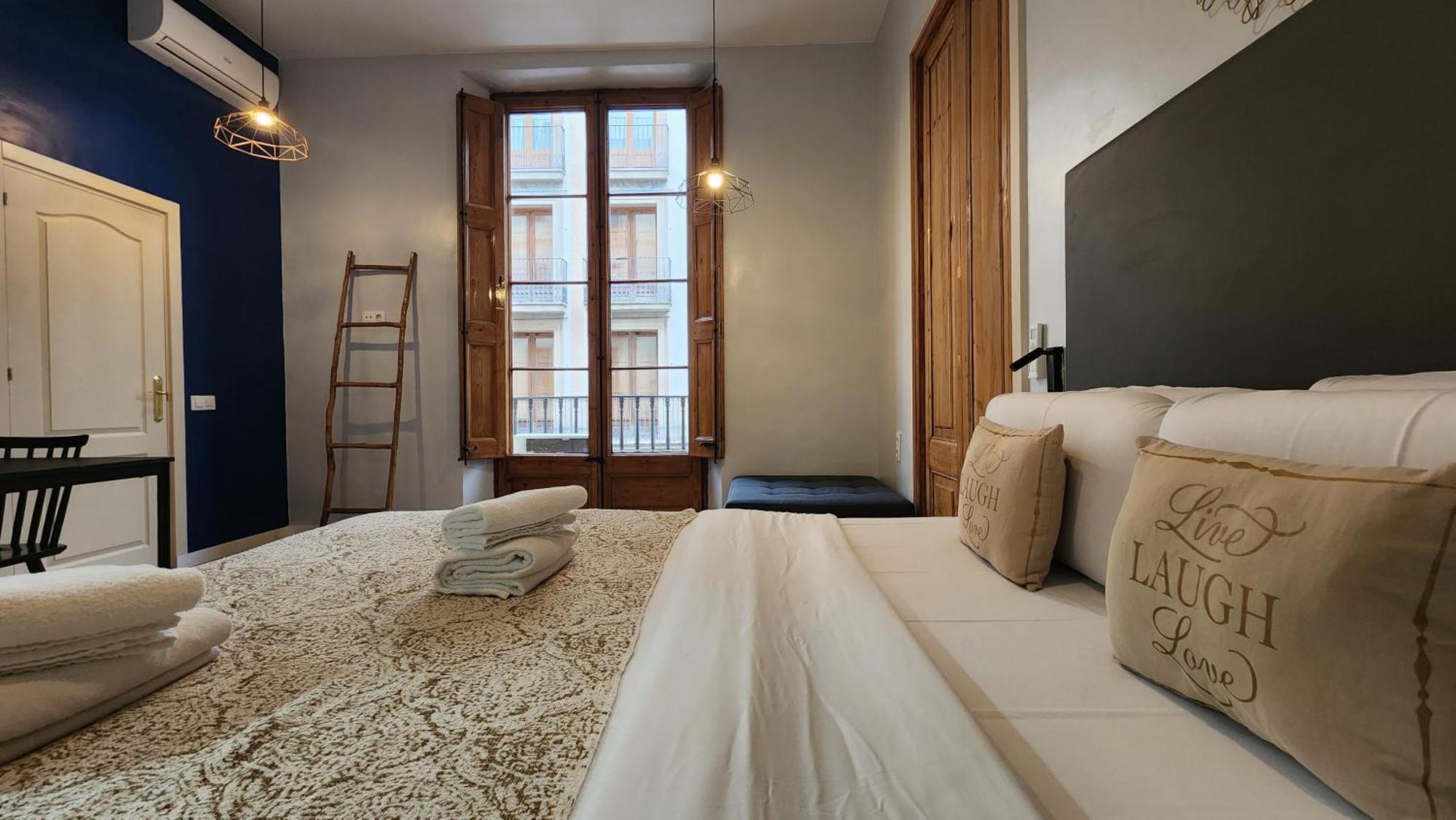 Barrio Gotico Apartments Ferran Barcellona Esterno foto
